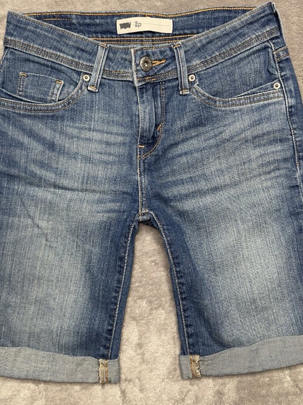 Levi's Low Waist Denim Bermuda Shorts Women's 2 Petite Big E Reissue Cuffed Hem
